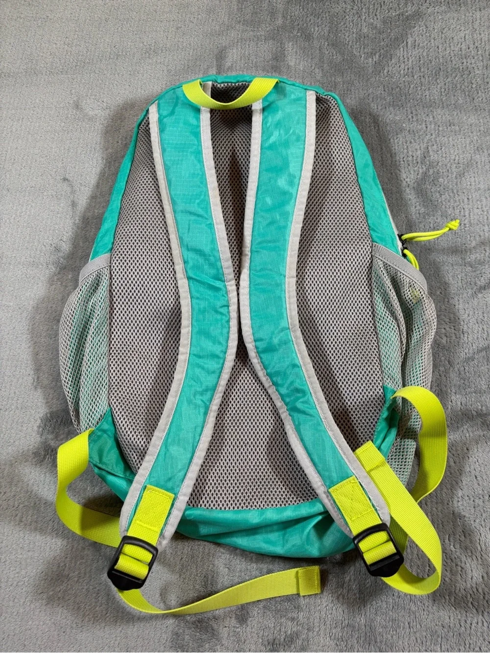 Eddie Bauer Stowaway Packable 20L Daypack backpack